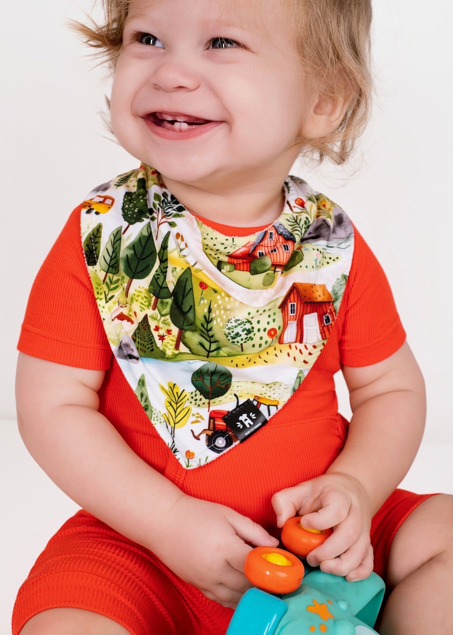 Bib in Farmland