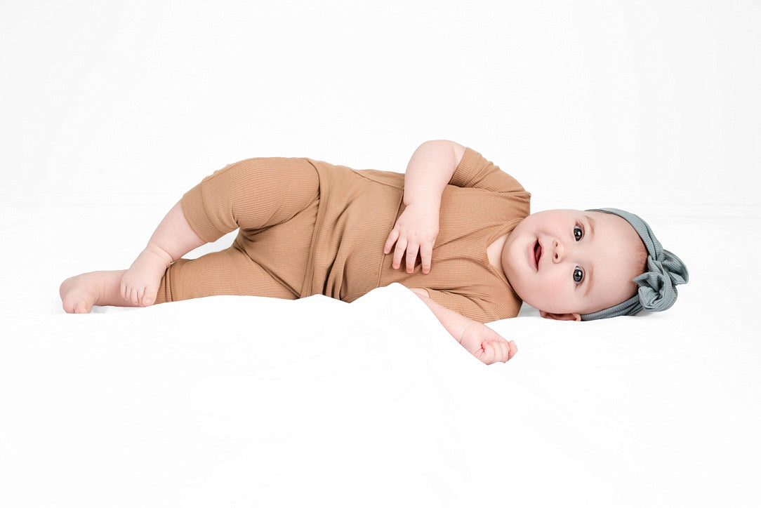 Front Opening Ready Set Romper® Shortie in Ribbed Caramel